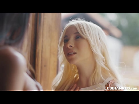 ❤️ Jenta kommer hjem noen måneder senere og ender opp med å spise stemorens fitte ❤ Pornovideo ved no.ttsex.ru ❌️❤